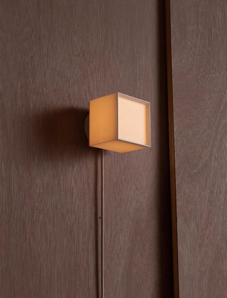 FS120 Square Fabric Sconce