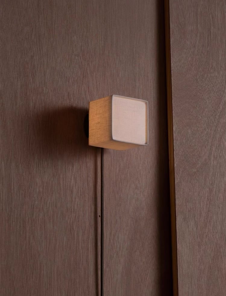 FS120 Square Fabric Sconce