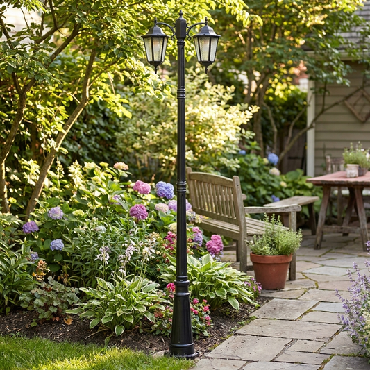 Traditional European Waterproof Aluminum Glass Lantern-Style Outdoor Light